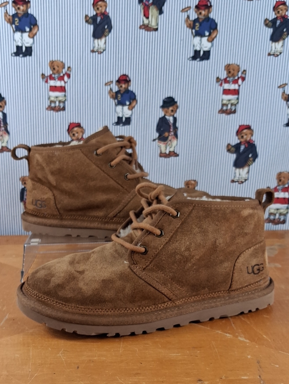Women's UGG Neumel Tan Brown Suede Wool Lined Lace Up Ankle Chukka Boots Sz 9